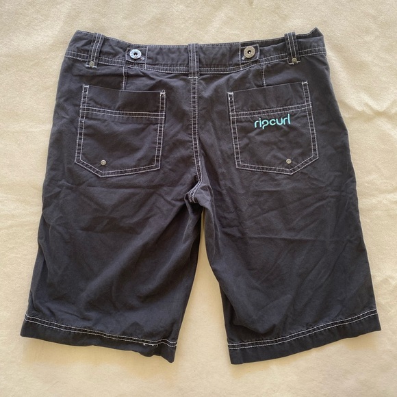 Rip Curl Charcoal Black Women's Long Shorts Tagged Size 5 Casual Surf - Picture 2 of 8